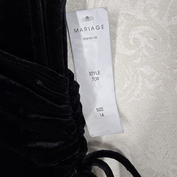 Mariage Velvet Dress sz 14 Black Sleeveless Surplice Neckline Evening Formal - Picture 9 of 14